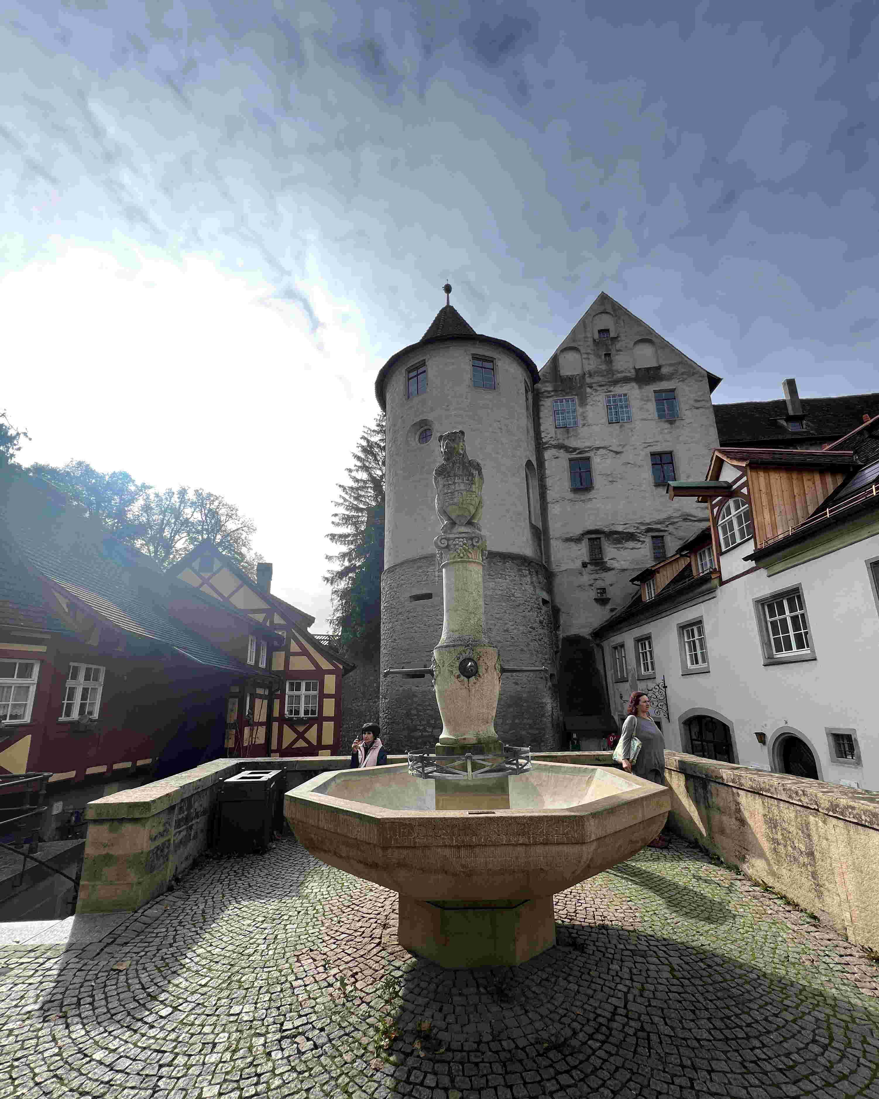 Meersburg bear fountain