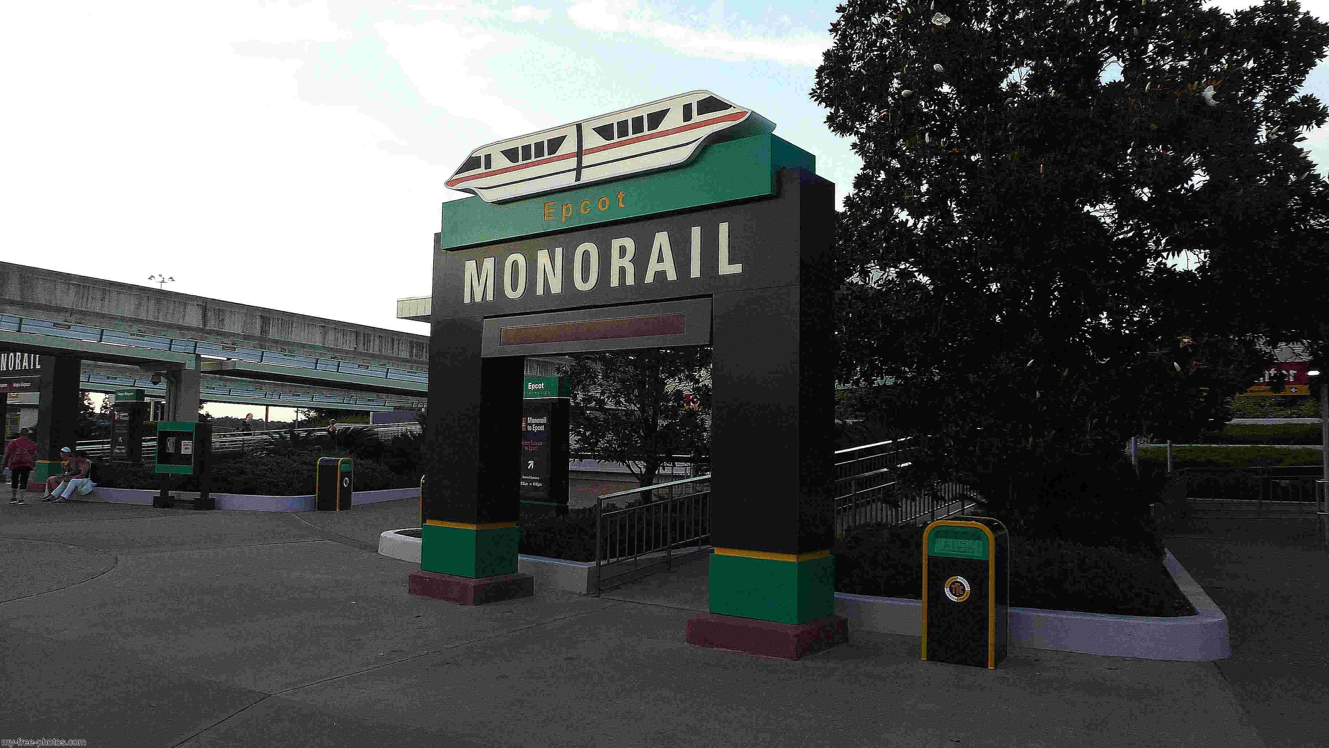 Disney Monorail.FL.
